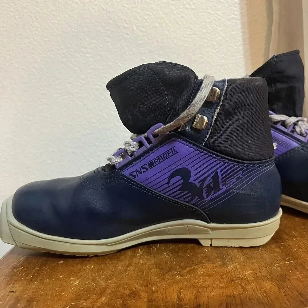 Vintage SALOMON 361 SR Nordic Cross Country Ski Boots Size EU 36 US 6 SNS Purple